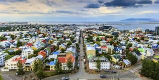 De norte a sur son aproximadamente 10 km. 11 Reasons Why Iceland Is The Safest Country In The World Iceland Travel
