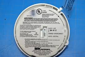 This user's manual contains important information about your smoke alarm's operation. Smoke Alarm Brk 4120 Teardown