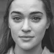 Jeri Tharp's Instagram, Twitter & Facebook