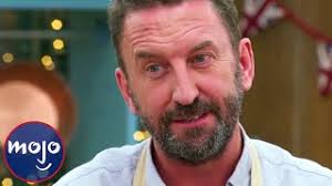 He has one brother and he went to live with his dad. English Actor Lee Mack Bio Age Wife Net Worth Latest Updates