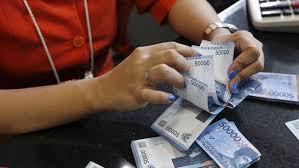 Mungkin nama pegawai bank bukan asing bagi ramai orang, sebagai pegawai bank banyak tugas dan laluan kerjaya yang perlu ditempuhi untuk gaji sebagai pegawai bank ia bergantung pada jawatan dan tempoh bekerja. Gaji Pekerja Indonesia Disebut Setara Dengan Malaysia
