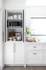 White Kitchen Ideas White Kitchens Are Timeless They Re Bright Clean And Also Do Not Call For A Great In 2020 Kitchen Design Home Decor Kitchen Kitchen Renovation