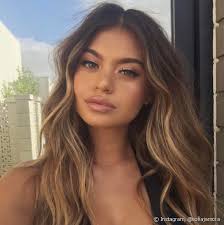 Meredith Hernandez (merehernandez)