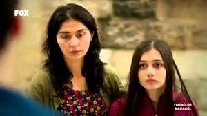 Doğum yeri i̇stanbul olan 19 yaşındaki güzel oyuncu, 15 yaşından beri oyunculuk sektöründe bulunmaktadır. Karagul Ayse Ve Baran Gitme Sevda Erginci Mert Yazicioglu Youtube