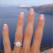 2 Carat Diamonds Are Breath Taking But They Cause Serious Sticker Shock For A Lot Of Peo Engagement Ring Cost Engagement Rings Affordable Wedding Rings Unique