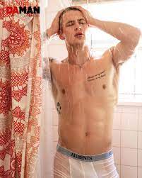 OMG, he's naked: Fashion model Hunter Warr - OMG.BLOG