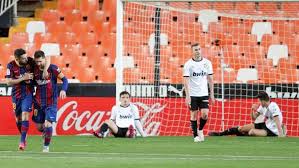 El barcelona juega esta noche en mestalla (21:00 horas, cet) el partido correspondiente al jornada 34 contra el valencia con la obligación de sumar la victoria para evitar que el real madrid y el atlético. Ng6eegpngssohm