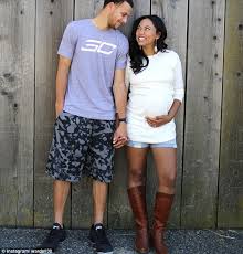 Where does steph curry live? Watch Out Riley Nba Player Stephen Curry And His Wife Ayesha Welcome A New Baby Girl To Their Family Daily Mail Online