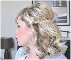 7 Hochzeitsfrisuren Zum Selbermachen Styling Tipps Hochzeit Frisuren Geflochtene Frisuren Frisuren Halblanges Haar Kurzhaarfrisuren