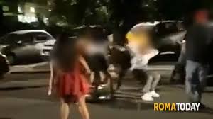 Testaccio: rissa fuori dal locale in via di Monte Testaccio