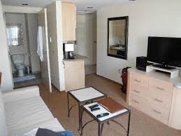 Our casino features a large selection of table games and the latest slot and video poker. Studio Bedroom Bath Picture Of Polo Towers Suites Las Vegas Tripadvisor