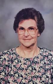 I challenge OFD A couple of days before Mother's Day , change your profile  picture to your mom's photo if you have one..