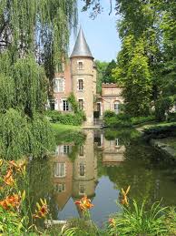 Chateau De L Arboretum De Balaine French Castles French Countryside Beautiful Castles