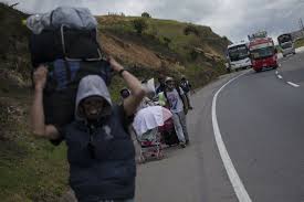 Colombia hosts the greatest number of refugees and migrants from venezuela, a total of 1.8 million. Venezuelans Once Again Fleeing On Foot As Troubles Mount