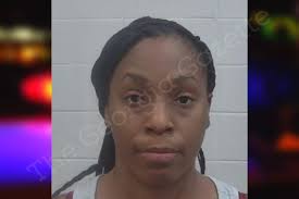 Lelia Lambert's Instagram, Twitter & Facebook