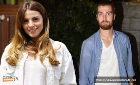 Haberler / magazi̇n oğulcan engin kimdir kaç yaşında oğulcan engin babası kim? Ezgi Eyuboglu Ve Ogulcan Engin Den Siyah Beyaz Ask Pozu