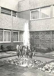 Als der starb, war johann hinrich mit 15 jahren das älteste kind von sieben geschwistern; Ak Ansichtskarte Offenburg Altenheim Lichthof Springbrunnen Johann Hinrich Wichern Haus Offenburg Nr Kp58010 Oldthing Ansichtskarten Baden Wu