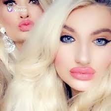 Hannah Star's Instagram, Twitter & Facebook