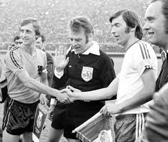 We did not find results for: Christopher Lash On Twitter Johan Cruyff Kazimierz Deyna Shake Hands Before Poland Vs Holland In The Euro 1976 Qualifier Which Poland Won 4 1 Http T Co Oyezjs3snc