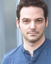 Adam Alexander, professeur à Paris