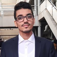 Mitarbeitende von EY (Ernst & Young)