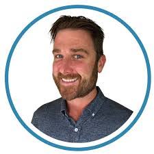 Melissa Mccrobie's Instagram, Twitter & Facebook