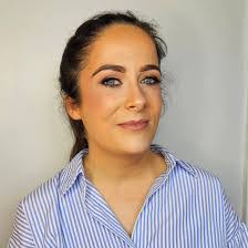 Sharon Meaney's Instagram, Twitter & Facebook