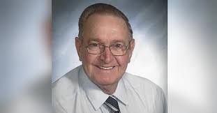 Larry Bays's Instagram, Twitter & Facebook