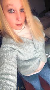 Hiii I just moved here with my husband looking for new girl friends around  the area! Pls dm me :))