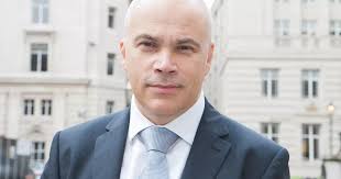 Building the right connections is essential for a business to thrive