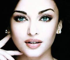 Pin By Monica Kane On Beauty Most Beautiful Eyes Most Beautiful Women Beautiful Eyes Aishwarya rai bachchan looks gorgeous in this new print ad shot for a skincare brand.