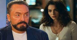 14 nisan 1991 tarihinde hollanda'da dünyaya gelen melisa aslı pamuk, lisans eğitimine amsterdam üniversitesi psikoloji bölümü'nde devam ettiği esnada türkiye'ye dönüş yapmış ve eğitimini yarıda bırakmıştır. Melisa Asli Pamuk Kimdir Kac Yasinda Aslen Nereli Melisa Asli Pamuk Un Adnan Oktar Ile Goruntuleri