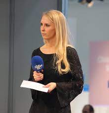 File:Steffi Schaller Radio Arabella Moderatorin.JPG - Wikimedia Commons