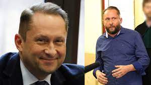 Gerüchte über die kreativen haarschnitte von kamil durczok sind oft in den üblichen klatschzeitschriten zu finden. Kamil Durczok Pudelek