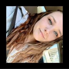 Who are some recommended photographers in Crossville?