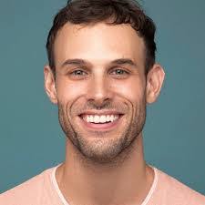 Justin Mock's Instagram, Twitter & Facebook