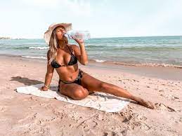 Do you like this video? Joana Albuquerque Conheca As Polemicas Sexuais Da Vencedora Do Big Brother