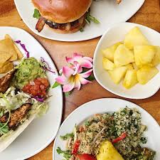 Season both sides of the fish and place it gently into the hot oil. Where To Eat In Honolulu Duke S Waikiki