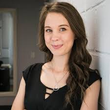 Candice Skinner's Instagram, Twitter & Facebook