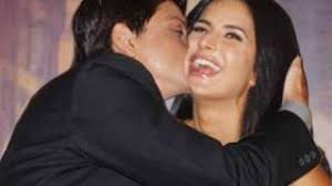 Shahrukh Khan KISSES Katrina Kaif