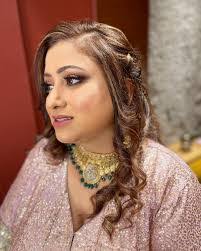 Radhika Kalra's Instagram, Twitter & Facebook