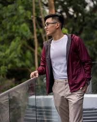 Braved Todays Heavy Traffic With My Uniqlo S Reversible Parka With An Inner Airsm Vneck Hustling Through My New Business V Gentleman Style Menswear Mens Parka