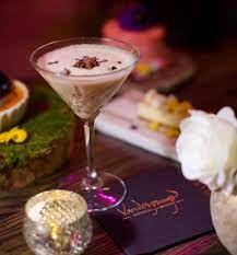 Pillow Talk Cocktail Served At Vanderpump Cocktail Garden At Caesars Palace Vegas Restaurants Las Vegas Resorts Cocktail Gardening