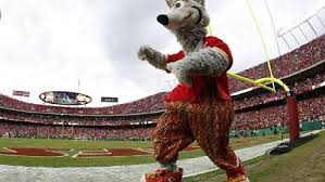 He has become an icon of the city. Kc Chiefs Mascot Hurt During Practice At Arrowhead Krcg