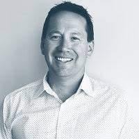 A list of who Alissa Hansen is following