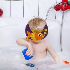 Perfect for those that don't have the room to store those other bulky baby bathtubs or for travel, this bath tub deflates for easy storage when not in use. Baby Works Bath Beach Visors Whale Babies R Us Canada