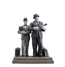 Buy Laurel Hardy Statue Stan Laurel Oliver Hardy Honolulu Baby 28 Cm