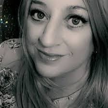 Krystal Welsh's Instagram, Twitter & Facebook