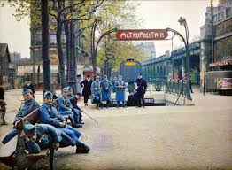 A Few Months Back I Came Across A Website Called Paris 1914 A Collection Of Color Photography Made In Paris Using Autochro Paris Photos Old Paris Paris Metro