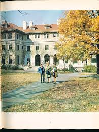 Erot ja Etiikka-Passion and Principles - Exploring Complex Relationships